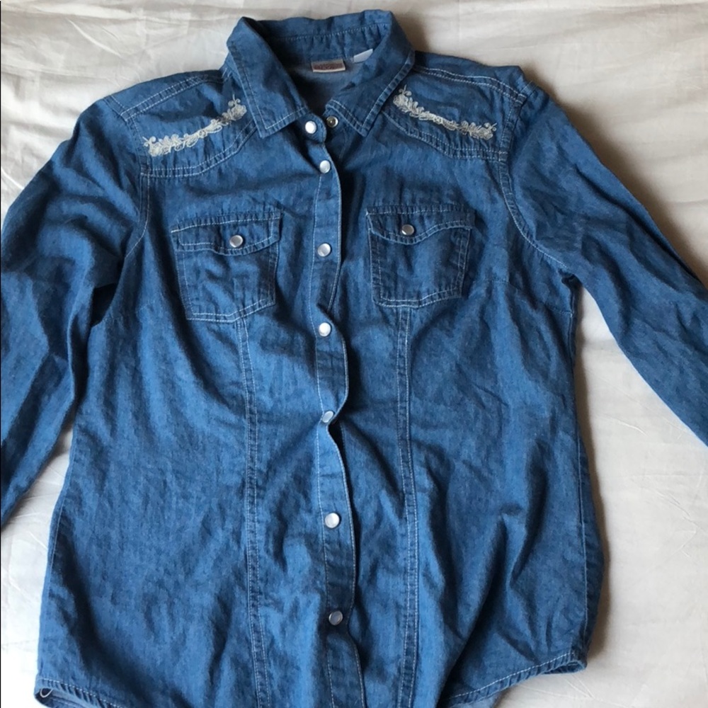 Cute women’s top